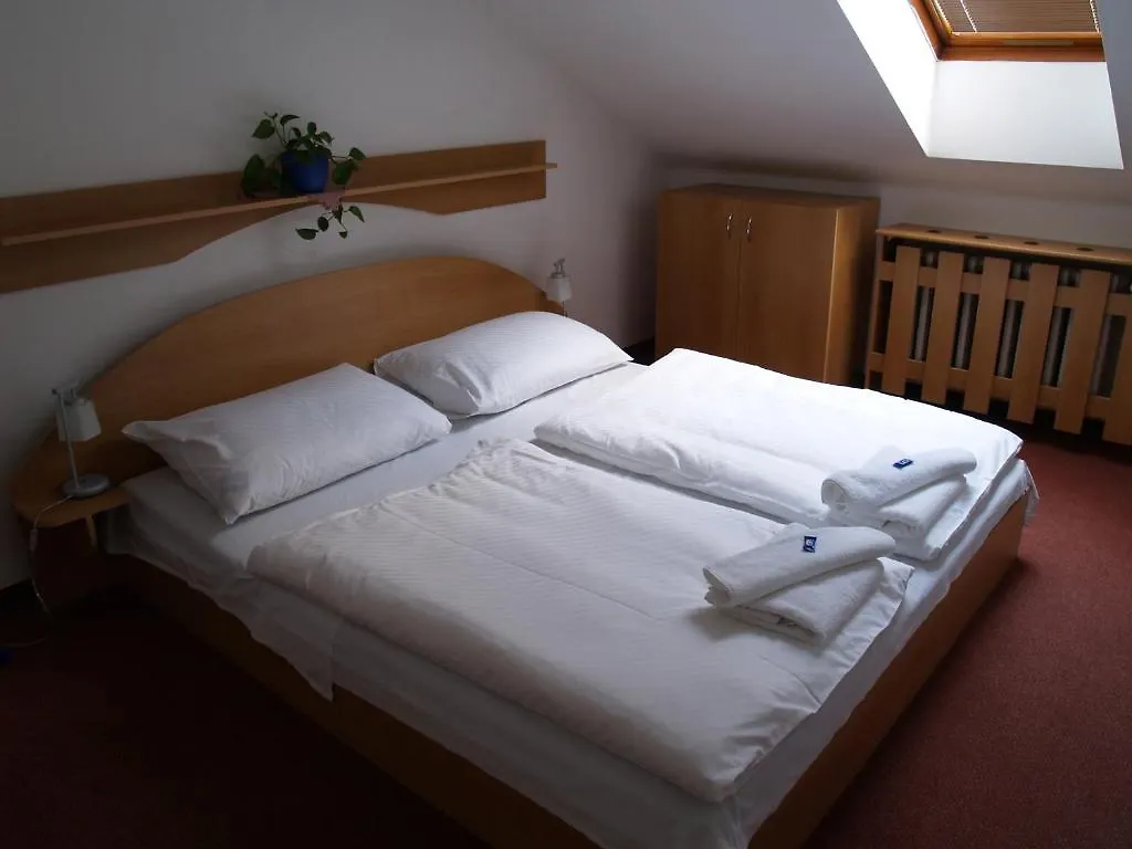 Hotel Isora Ostrava 3*,